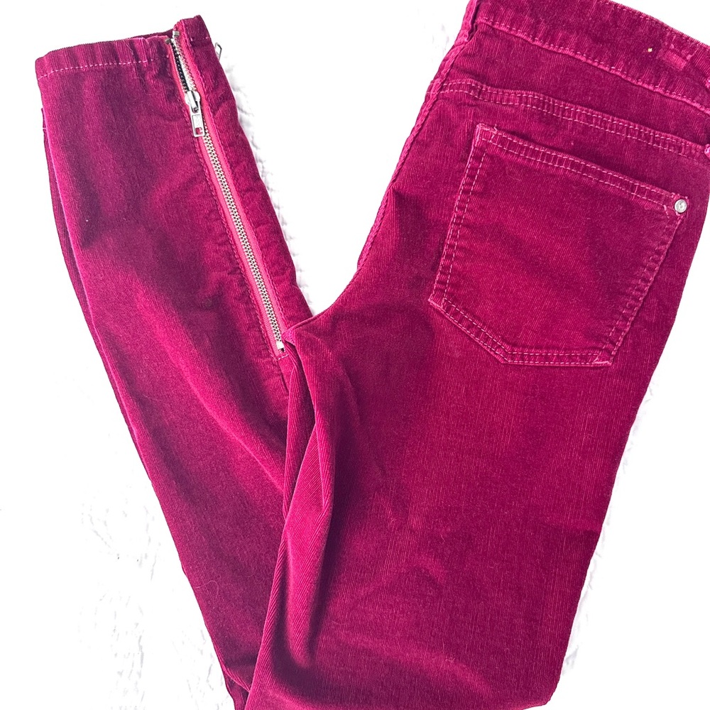 Pilcro Stet Red corduroy jeans sz28